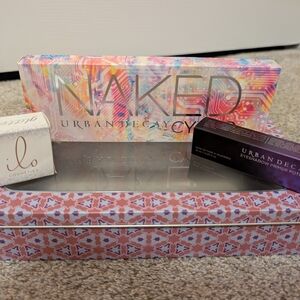 Urban Decay Naked Eyeshadow Palette - Multicolor
